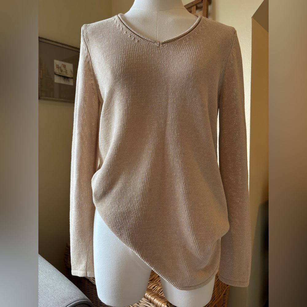J.McLaughlin Oatmeal Open Textured Knit Rounded V-Neck Lightweight Sweater  Sz M